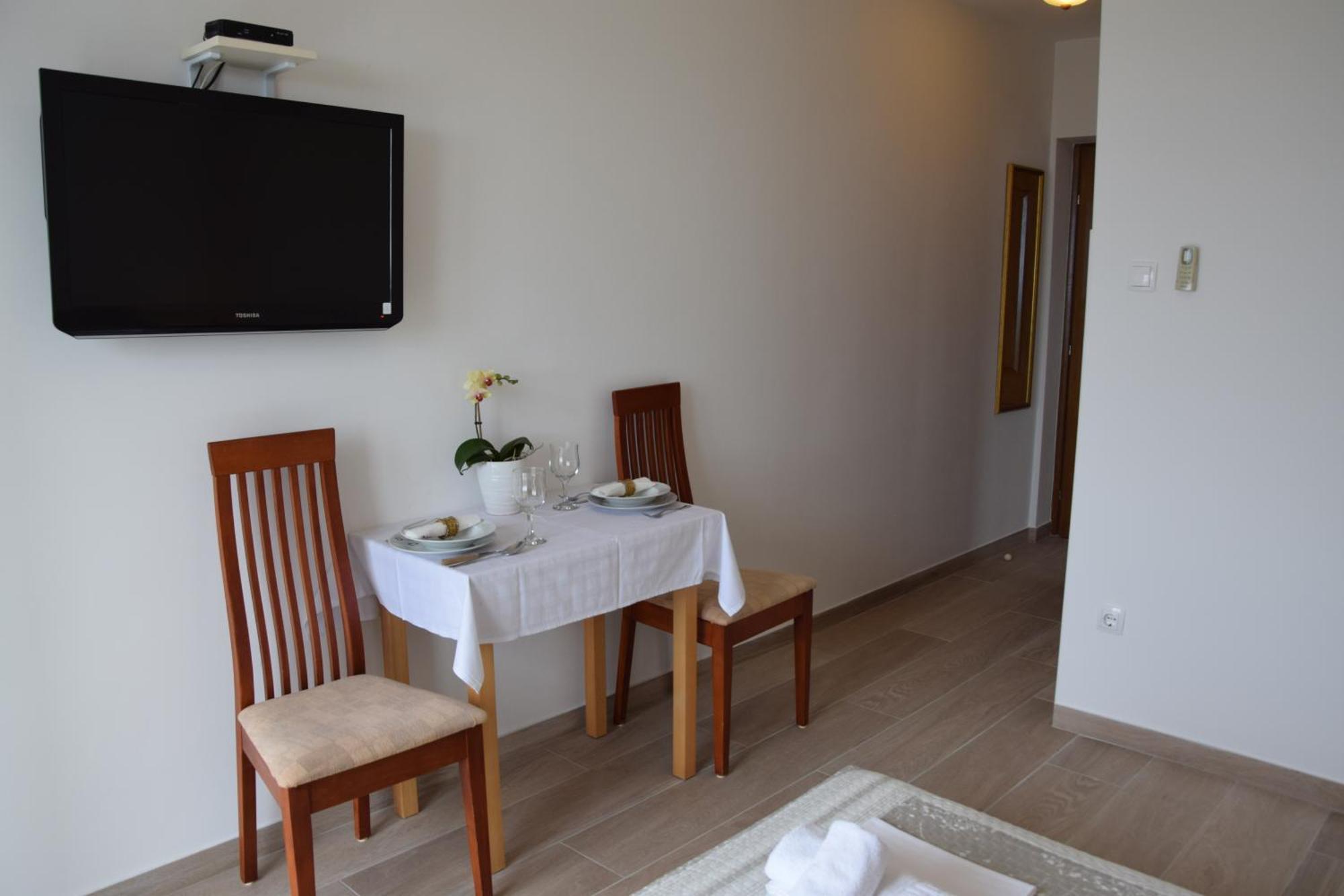 Apartments Saric Baska Voda Luaran gambar