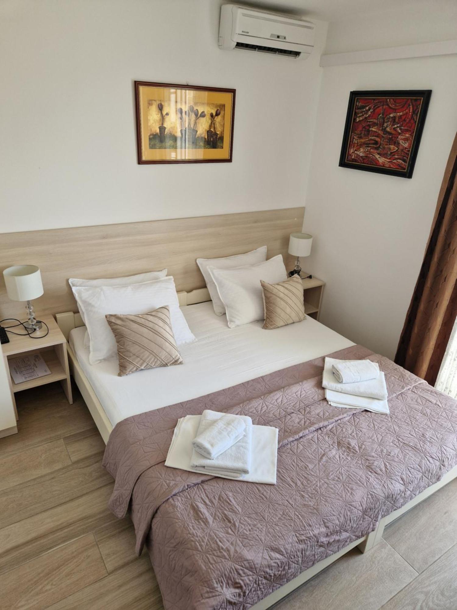Apartments Saric Baska Voda Luaran gambar