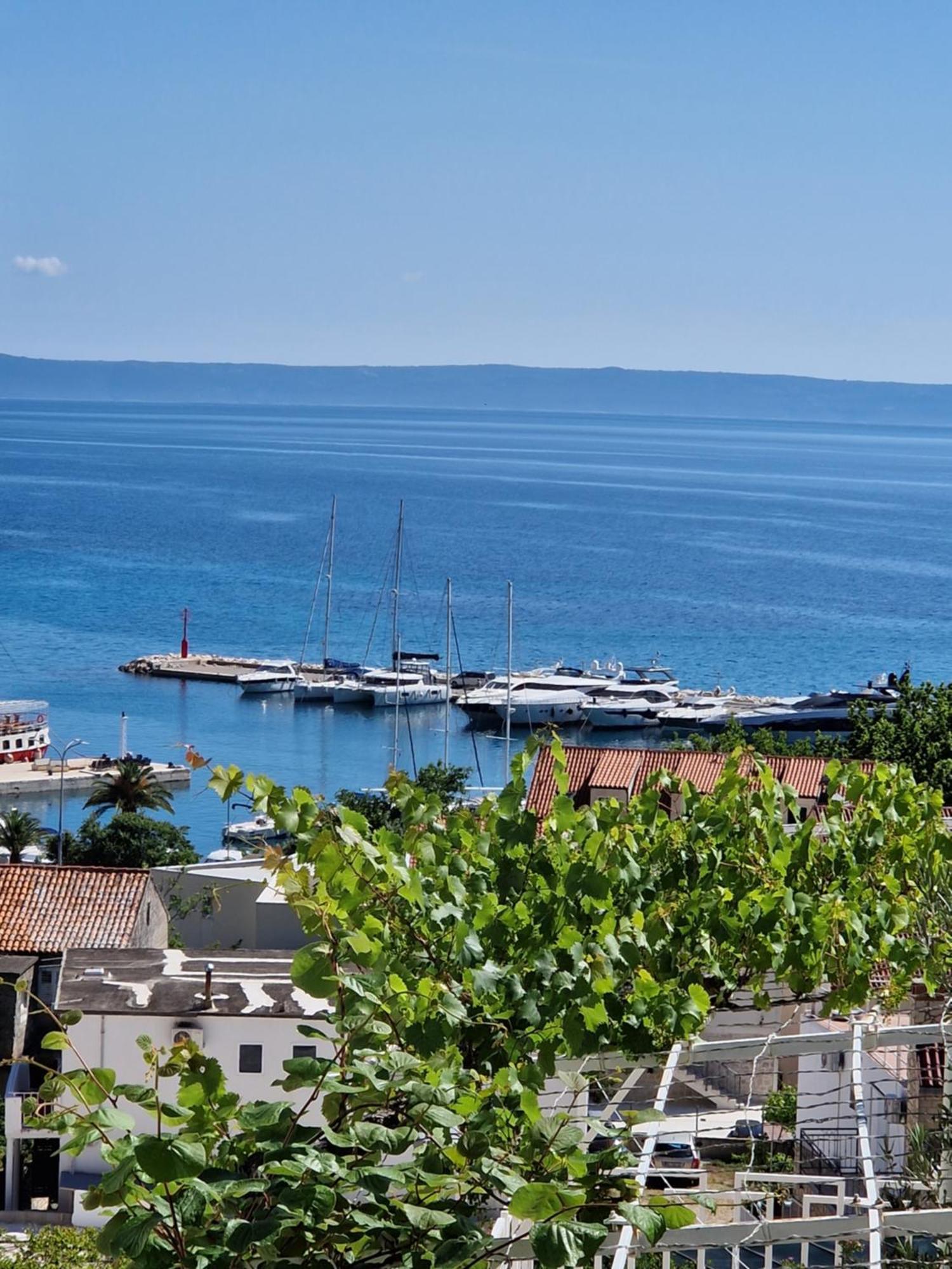 Apartments Saric Baska Voda Luaran gambar