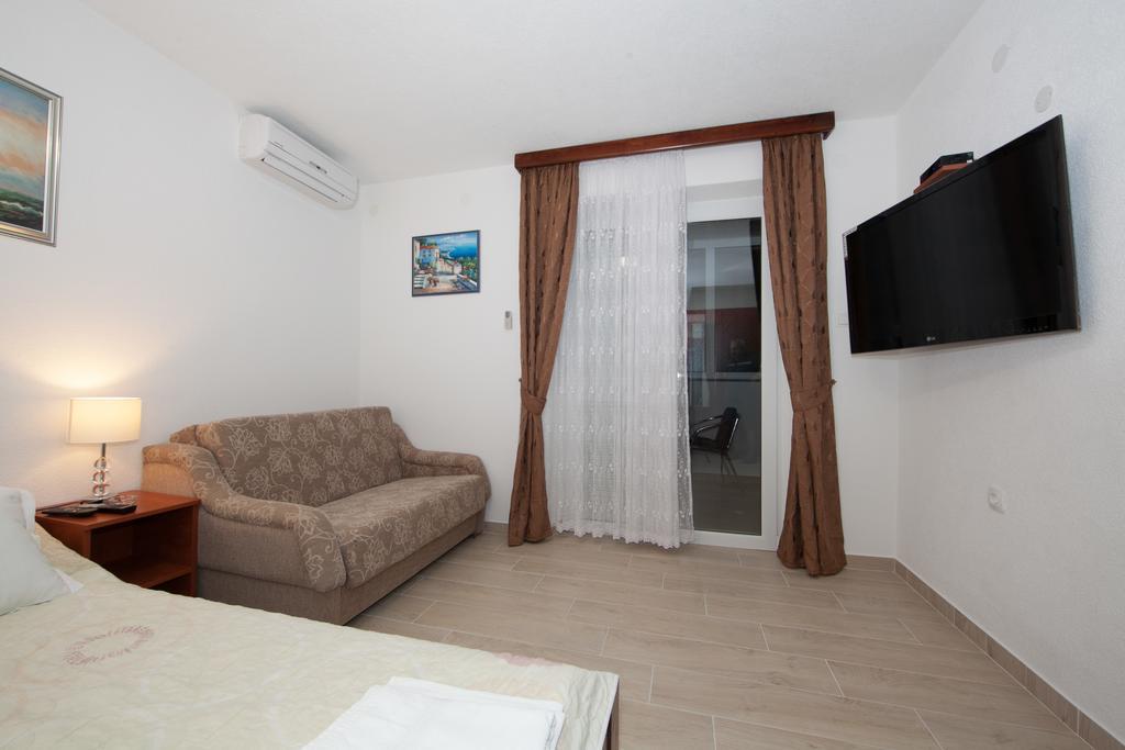 Apartments Saric Baska Voda Luaran gambar